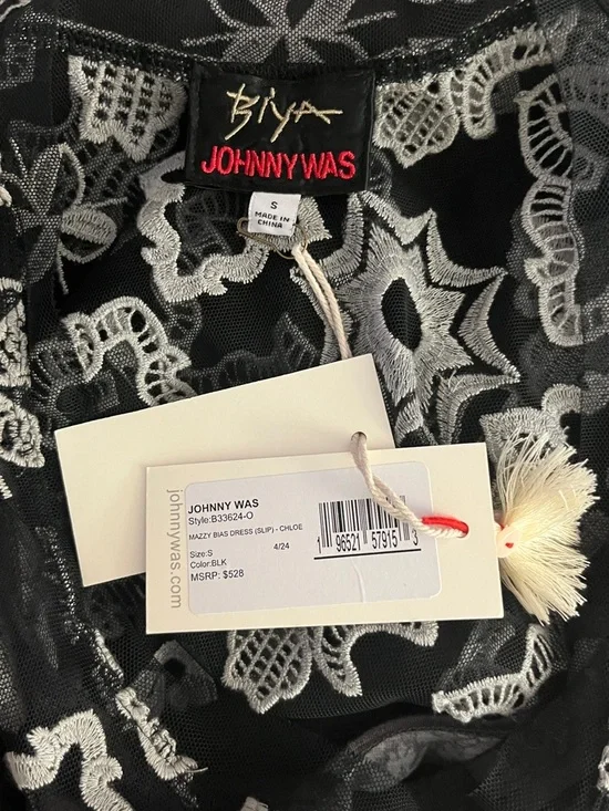 Johnny Was Mazzy Bias Dress, an elegant A-line maxi designed for flared, size S - Picture 13 of 16